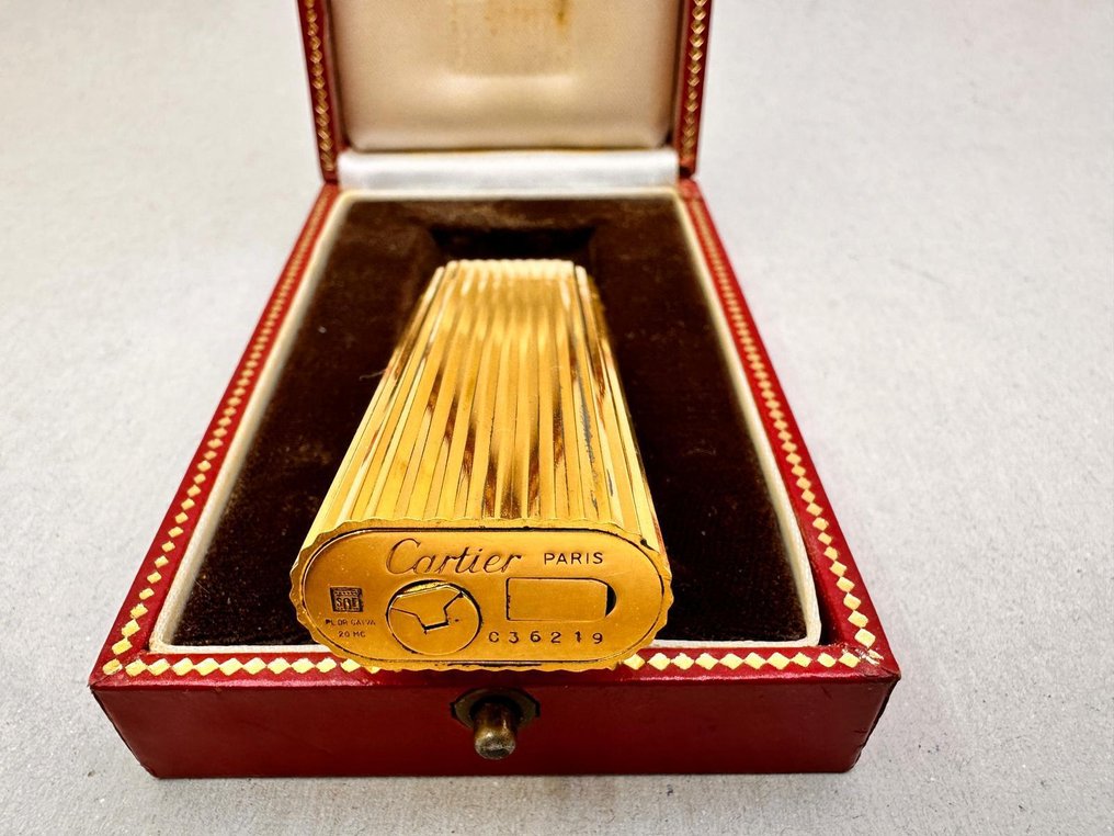 Cartier - Isqueiro - Banhado a ouro #4.3