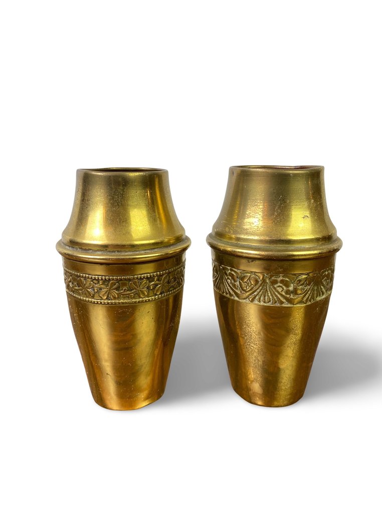 花瓶 (2) - 镀金黄铜 #1.0