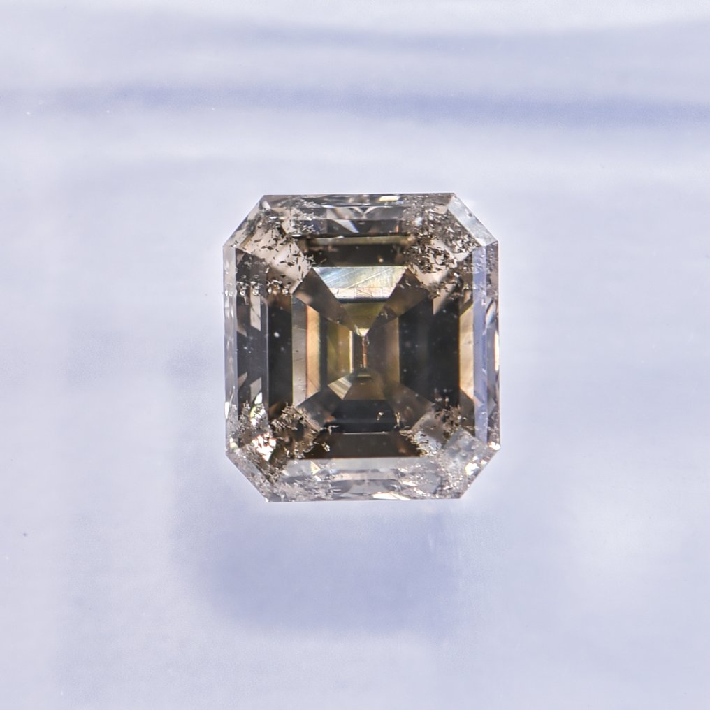 没有保留价 - 1 pcs 钻石  (天然色彩的)  - 1.01 ct - 祖母绿 - Fancy deep 稍帶綠色的, 稍帶棕色的 黄色 - SI2 微内含二级 - 国际宝石研究院（IGI） - VG #2.1