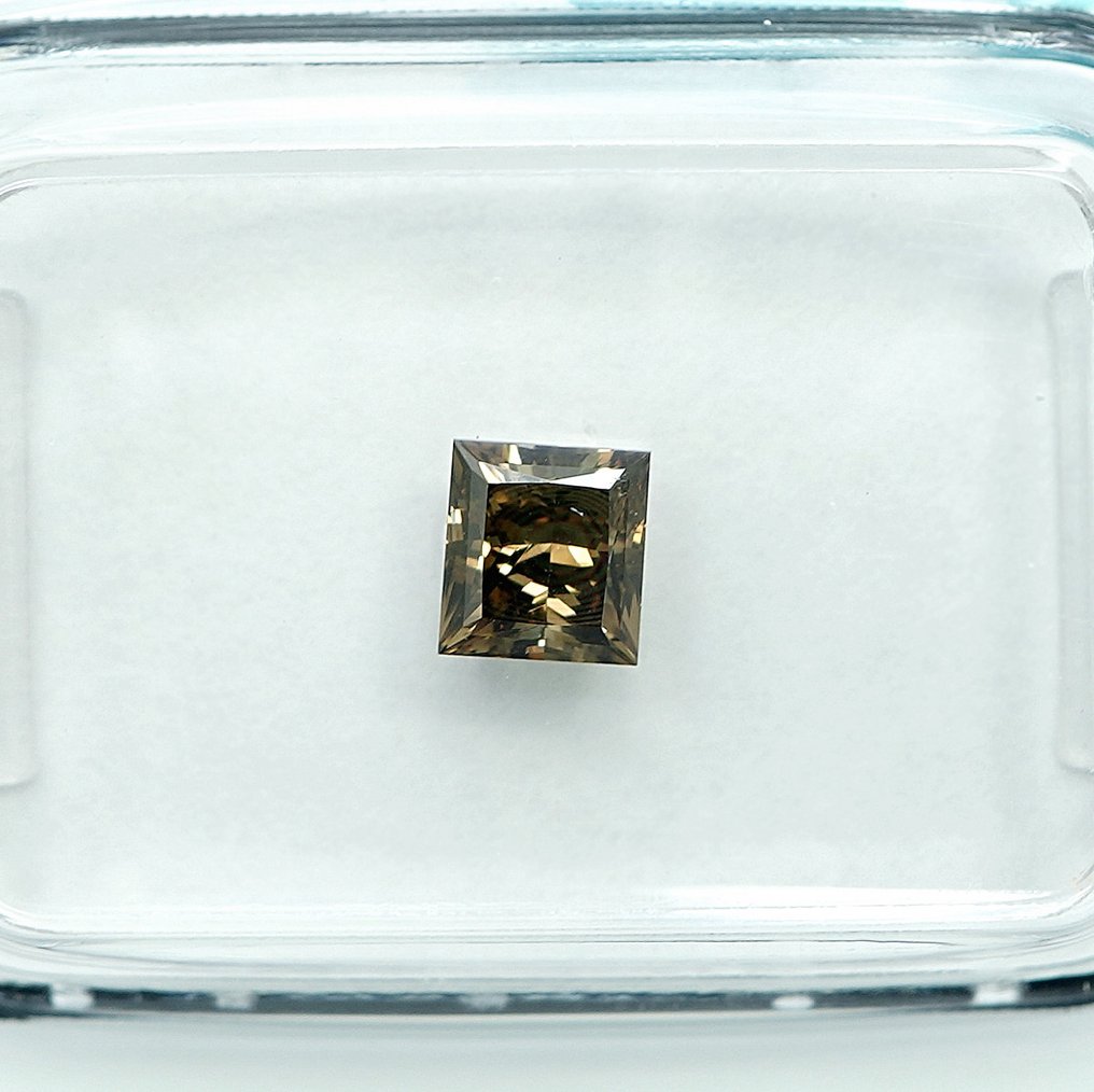 1 pcs Diamant (Couleur naturelle) - 0.56 ct - Carré - Fancy Brunâtre Jaune - VS2 - International Gemological Institute (IGI) #4.3