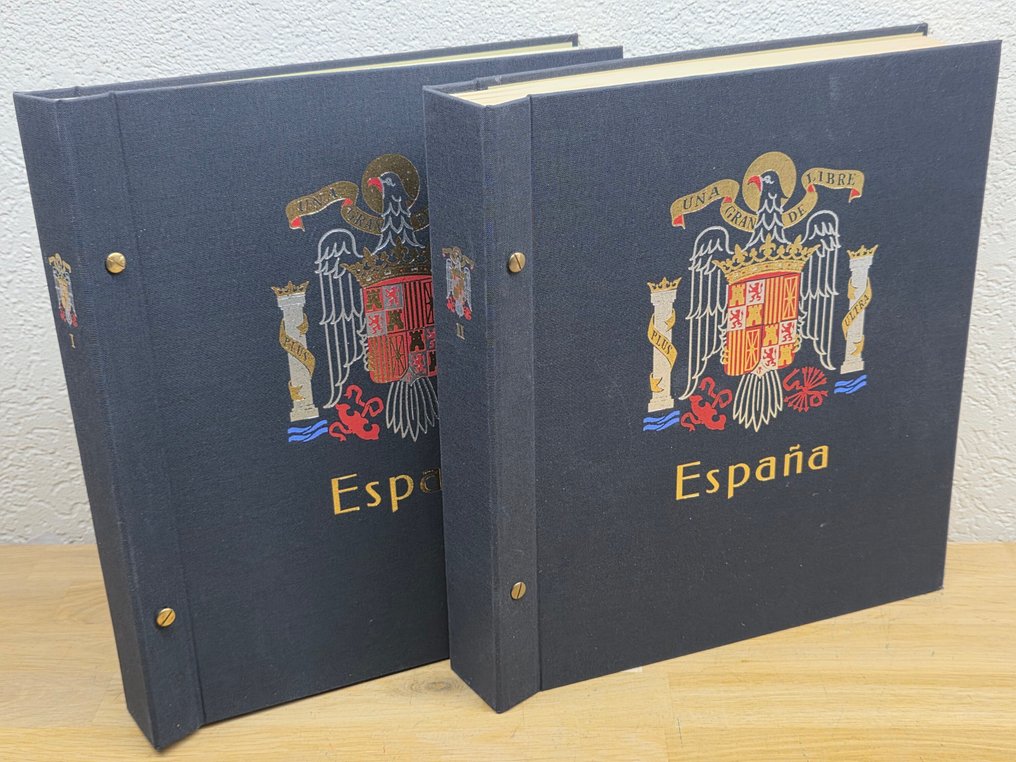 Spania 1851/1978 - Colecție în 2 albume Davo. #1.0