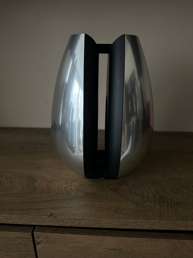 Bang & Olufsen - Beolab Subwoofer 11 "De Tulp" Conjunto de altavoces de subwoofer #4.3