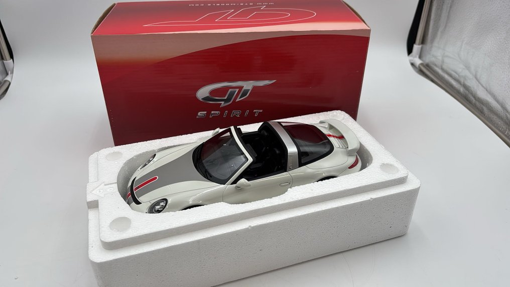 GT Spirit 1:18 - Pienoismalliauto - Porsche TECHART 991 Targa - (cod.29) #1.0