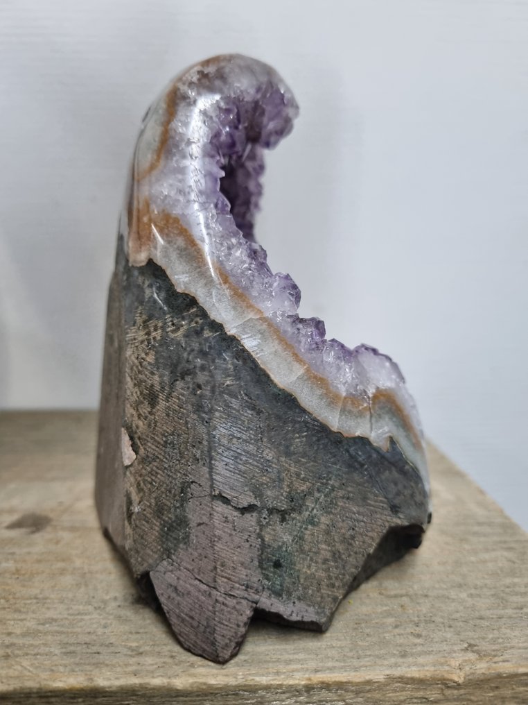 高品质 - 大紫水晶 奢侈品展示架上的集群 - 高度: 127 mm - 宽度: 103 mm- 1100 g #2.1