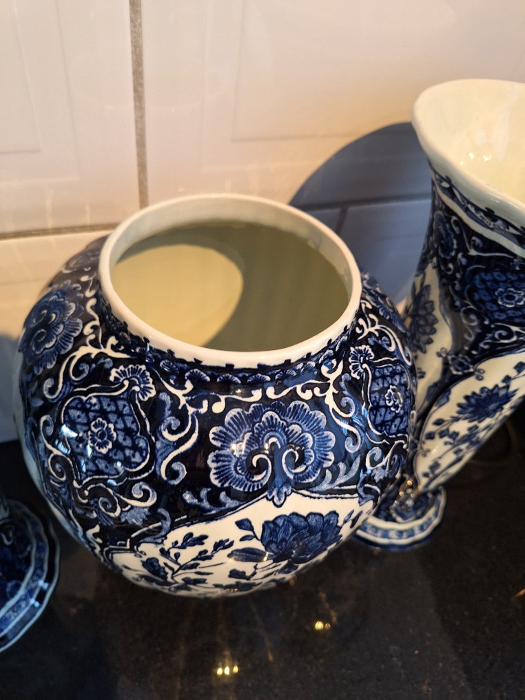 Boch - 花瓶  - 陶器 - 3件套柜子 #1.0