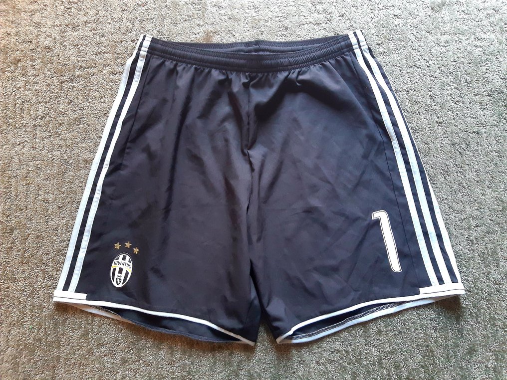 尤文图斯 - 意大利足球联盟 - Gianluigi Buffon - 2016 - 短裤  #1.0