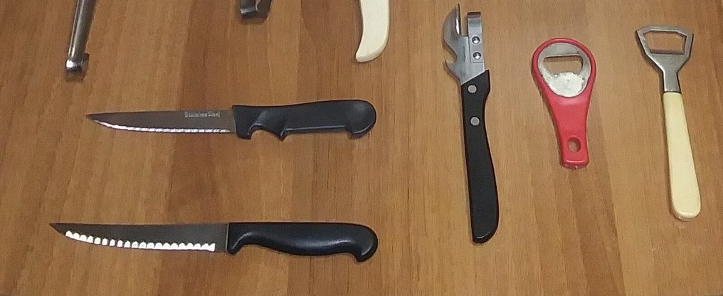 LOTTO COLTELLI - gottinghen comas pinti - Coltello da tavola (20) - gottinghen acciaio inox coltello comas acciaio inox coltello pinti acciaio inox - Acciaio #1.0