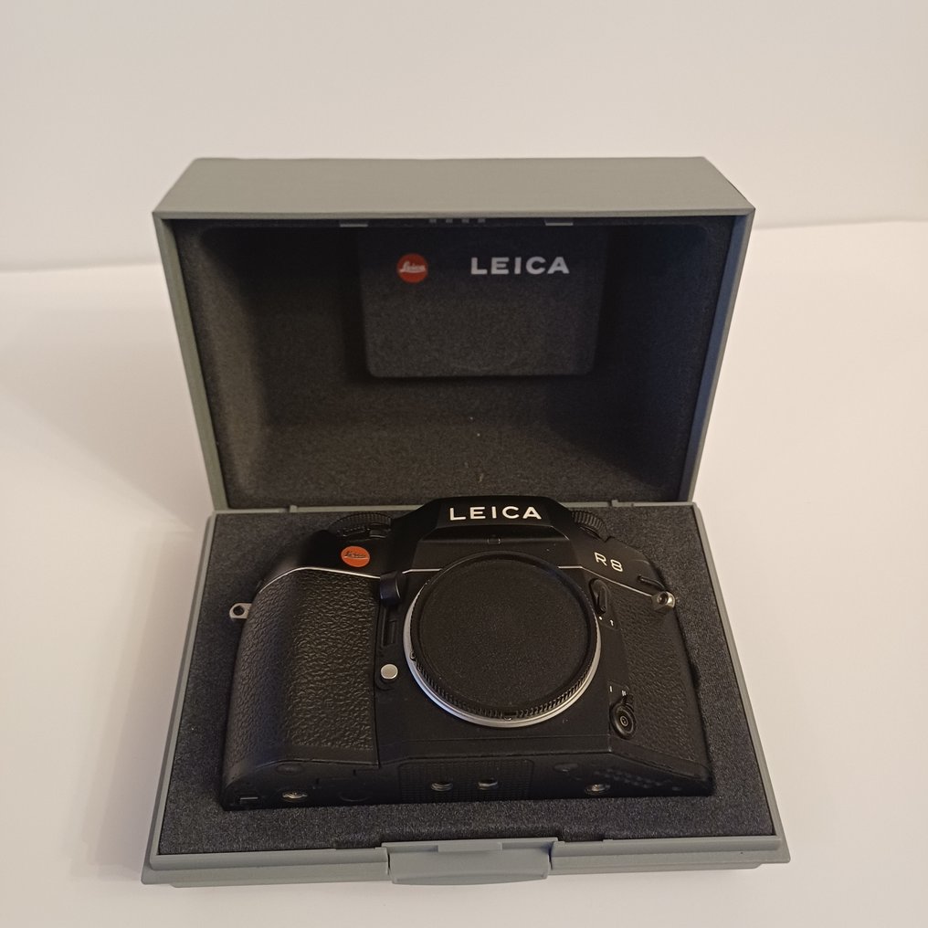 Leica R8 - Single lens reflex camera (SLR) #1.0