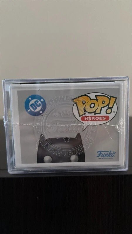 Funko - Funko Pop Batman Metallic (Pop! Mystery) #4.3