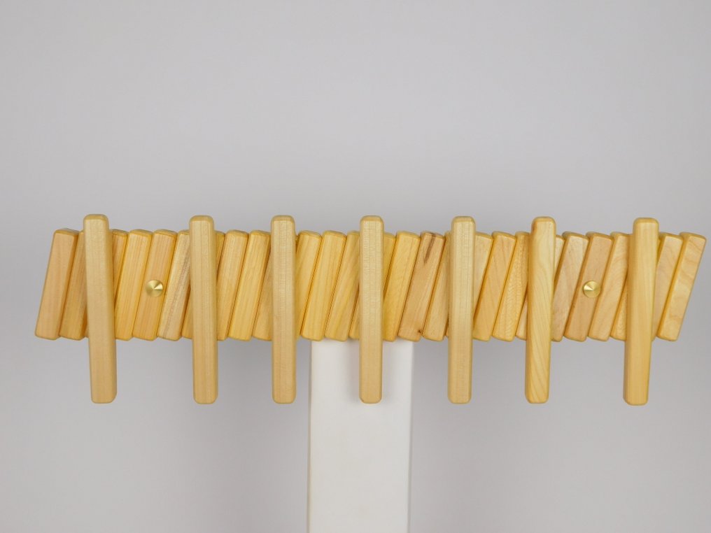 Wilk Brothers Furniture - Sebastian Wilk - Porte-manteau - Hanger Type 4 - Orme - Porte-manteaux mural #1.0