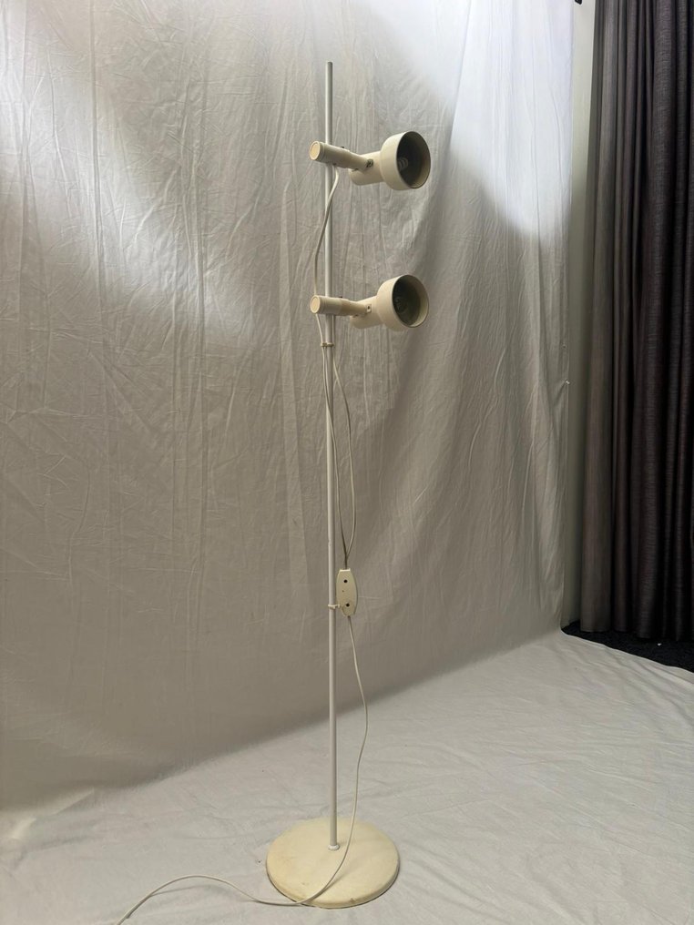 Φωτιστικό δαπέδου - Βίντατζ όρθιο φωτιστικό από τη δεκαετία του '60. - Μέταλλο #1.0