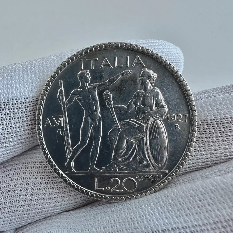 Włochy, Królestwo Vittorio Emanuele III. 20 Lire 1927 "Littore" #1.0