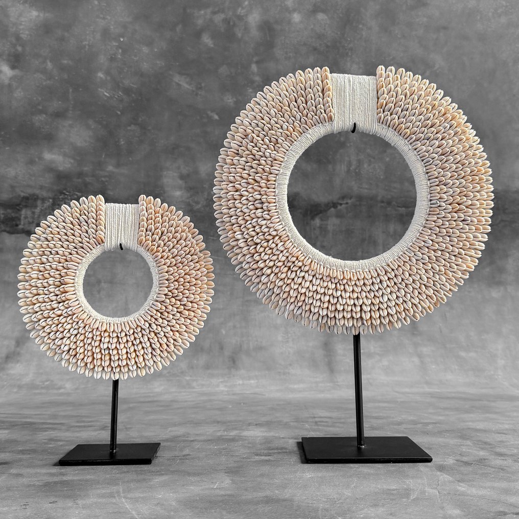 Decorative ornament (2) - NO RESERVE PRICE - Stunning Pair of White Colored Tolai Necklaces on custom stands - Papua New Guinea #2.1
