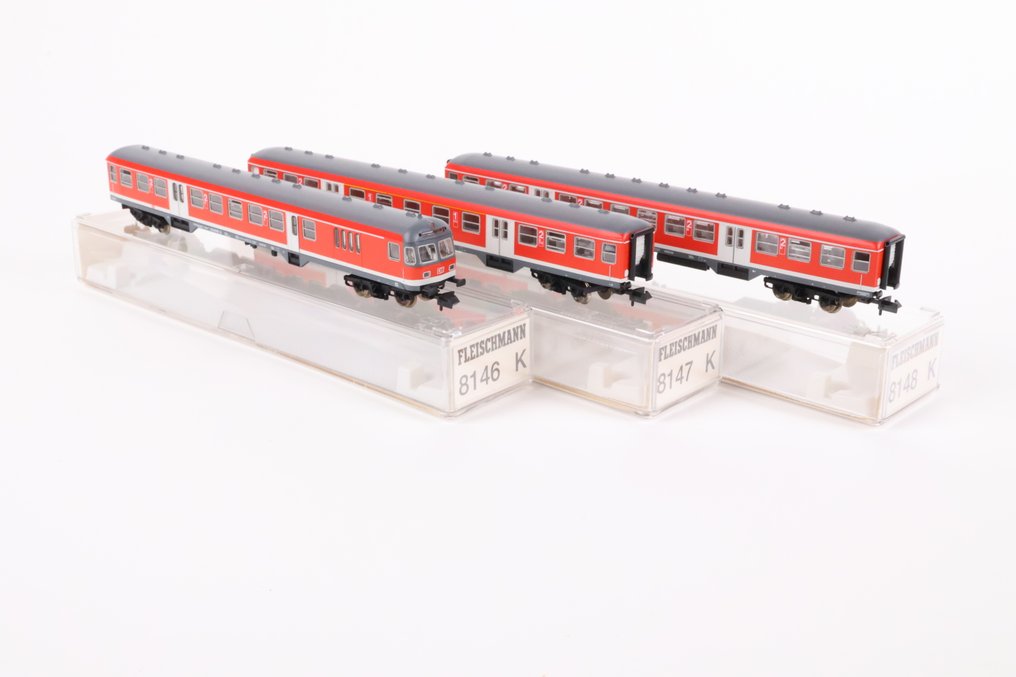 Fleischmann N - 8146/47/48 - Model train passenger carriage (3) - S-Bahn Zilverlingen Stamm Orient Red - DB #1.0