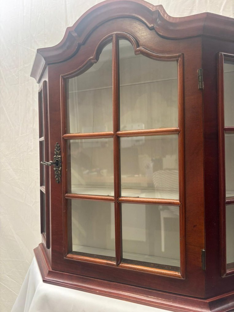 Vitrineskab - Træ #4.3