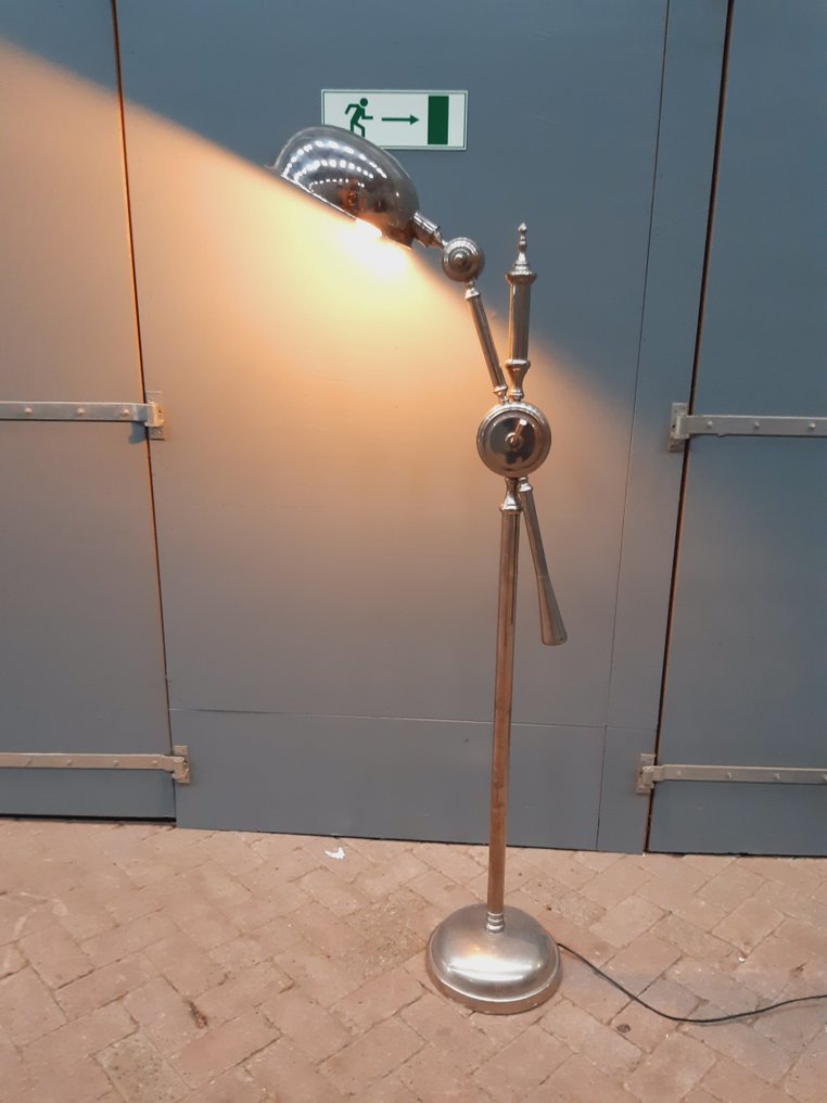 Lámpara de pie - Metal, Cromo #1.0