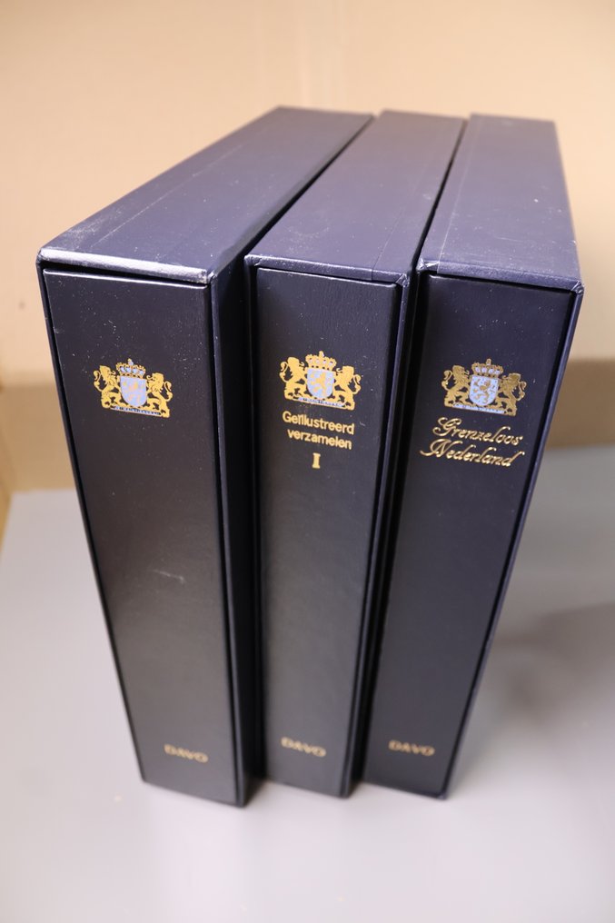 Netherlands 2000/2011 - 3 empty DAVO luxury (proof) albums + cassettes #1.0