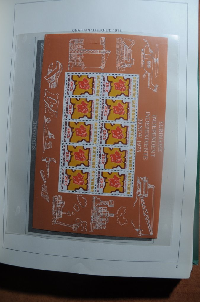 Suriname 1975/1999 - Mint collection in an Importa album #2.1
