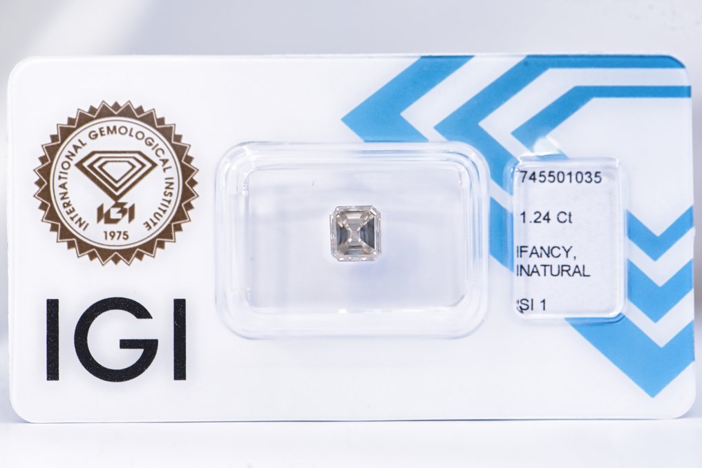 没有保留价 - 1 pcs 钻石  (天然色彩的)  - 1.24 ct - 祖母绿 - Fancy 稍帶棕色的, 稍帶綠色的 黄色 - SI1 微内含一级 - 国际宝石研究院（IGI） - VG #1.0