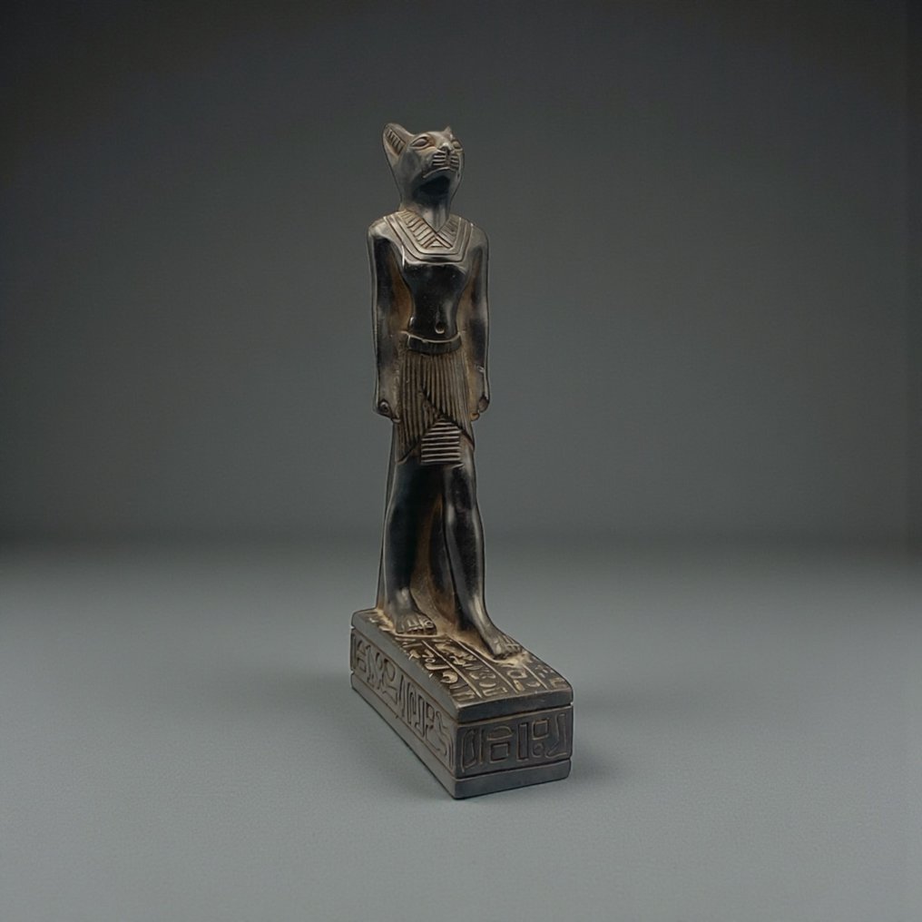 Cópia do antigo Egito Deusa Sekhmet com cabeça de leoa  (Sem preço de reserva) #3.2