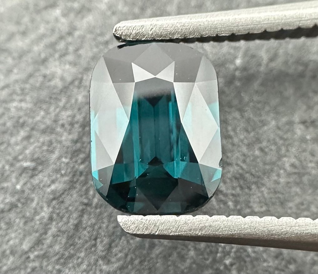 蓝色 尖晶石  - 2.02 ct - 安特卫普宝石检测实验室（ALGT） #4.3