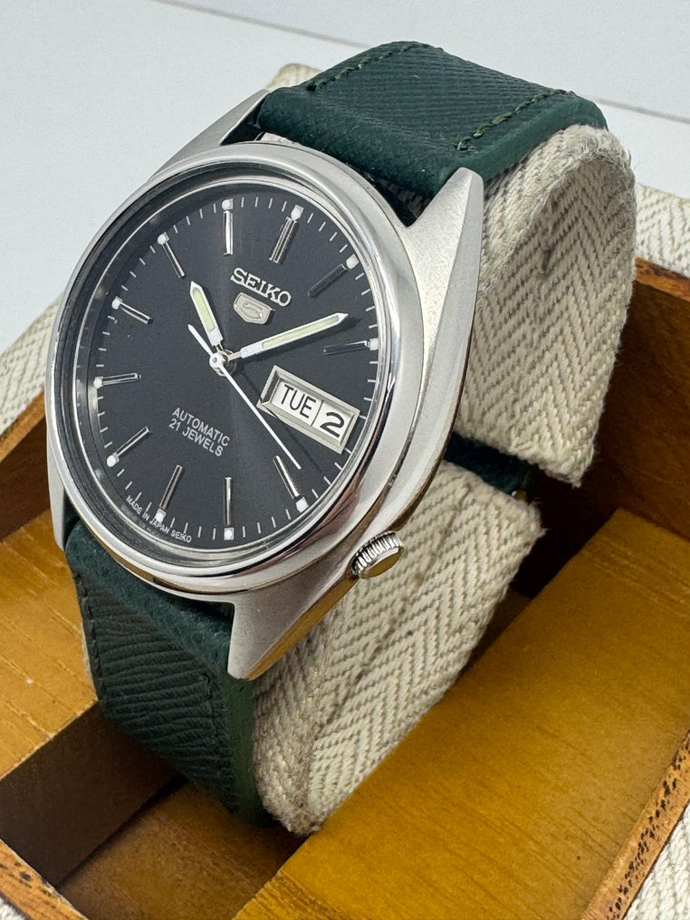 Seiko - Seiko 5 Automatic Day-Date - No Reserve Price - Ref: 7009-3170 - Men - 1980-1989 #1.0