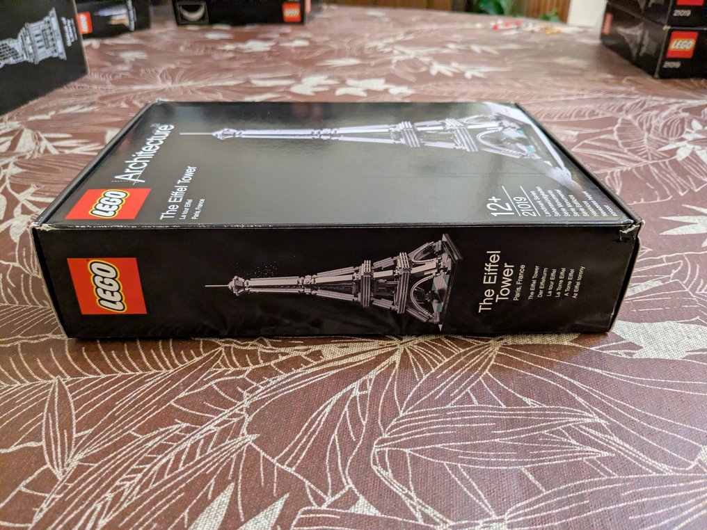 LEGO Set - 21019 - Architecture - The Eiffel Tower #4.3