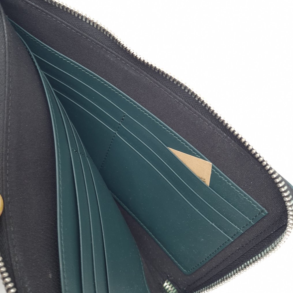 Burberry - Kirjekuorilaukku #3.2