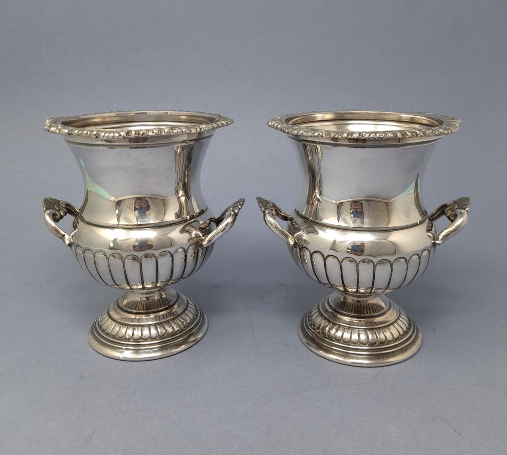 Urne (2) - Forsølvet #1.0