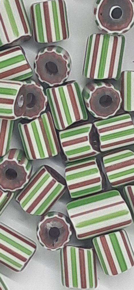 50 perle rosetta rigate (Fără preț de rezervă) #1.0