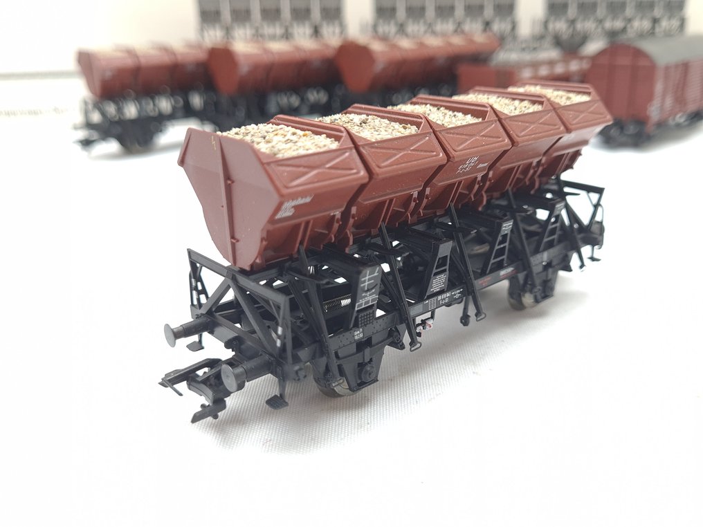 Märklin H0 - 46350 - 模型貨運火車組合 (1) - 六件套货车“倾卸车” - DB #3.2