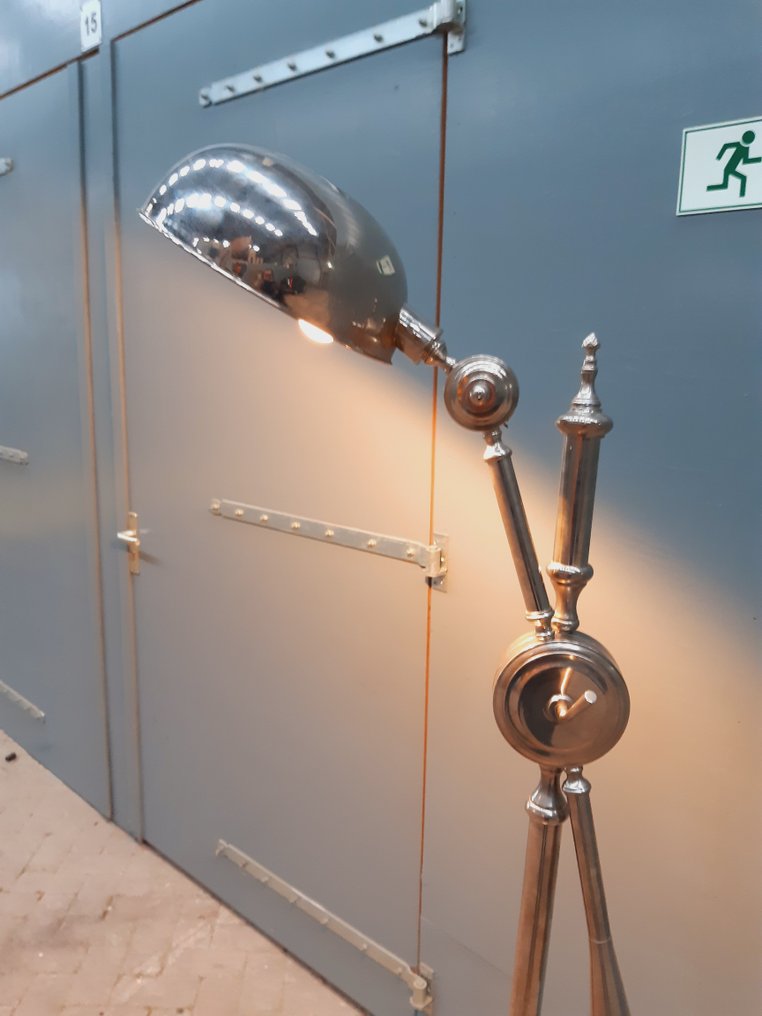 Lámpara de pie - Metal, Cromo #1.0