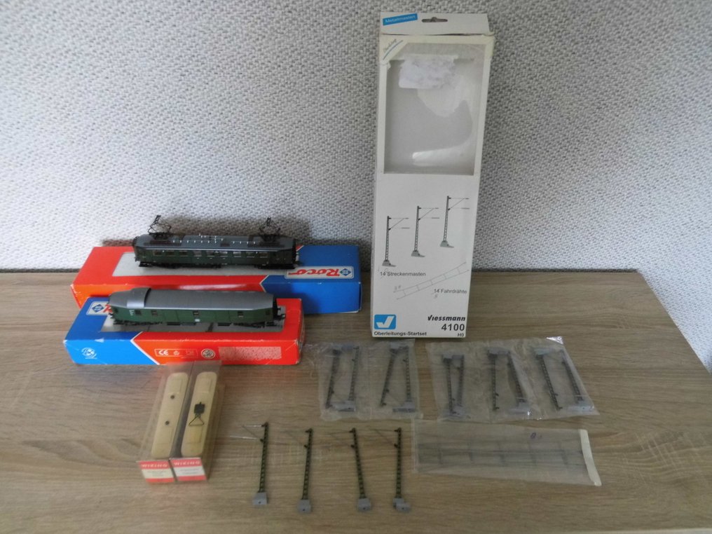 Roco, Wiking, Viessmann H0 - Model train (5) - Tram, block box, mail car, and overhead line masts. #1.0