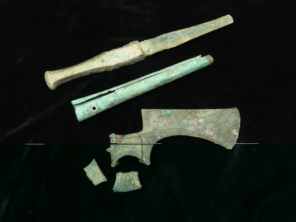 Bronze Age collection of three bronze Artifacts - 27.5 cm  (No Reserve Price) #1.0
