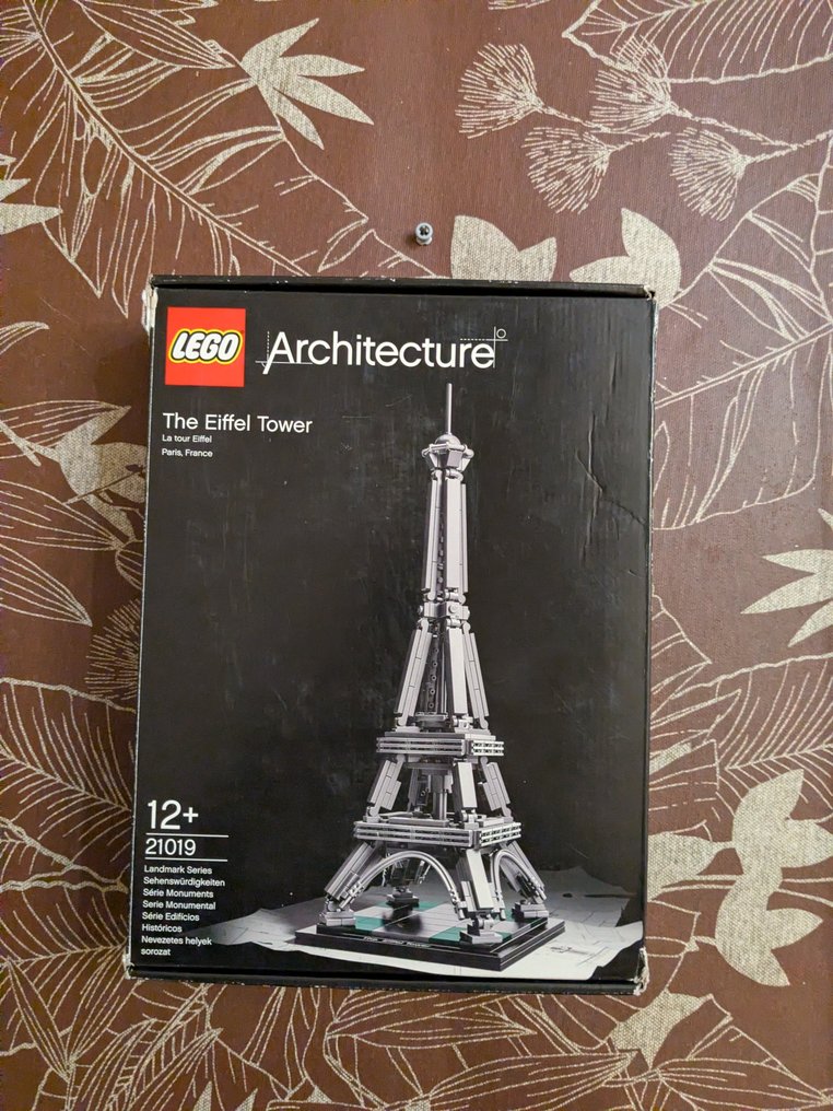 LEGO Set - 21019 - Architecture - The Eiffel Tower #1.0