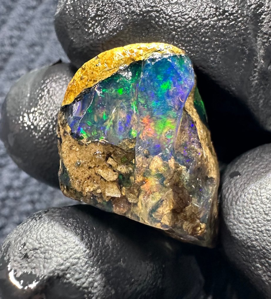 31ct Kristál Ópál Durva- 6.2 g #3.2