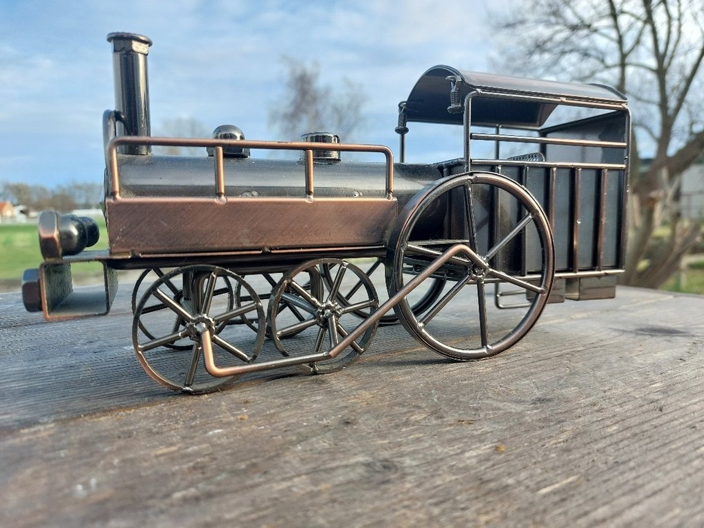 Statue, handmade locomotief - 13 cm - Metal #3.2