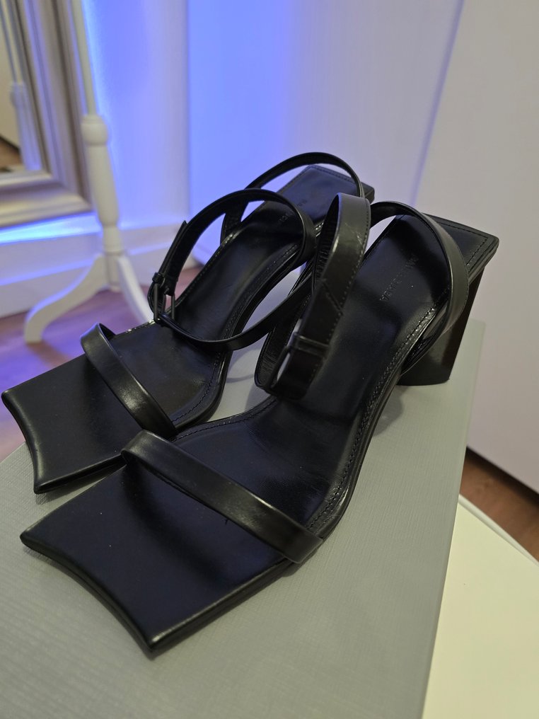 Balenciaga - Sandals - Size: EU 37.5 - New in box #3.2
