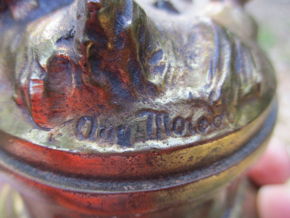 灯具 - 小雕像。天使或天使般的雕像，金色镀金，约1915年。 #2.1