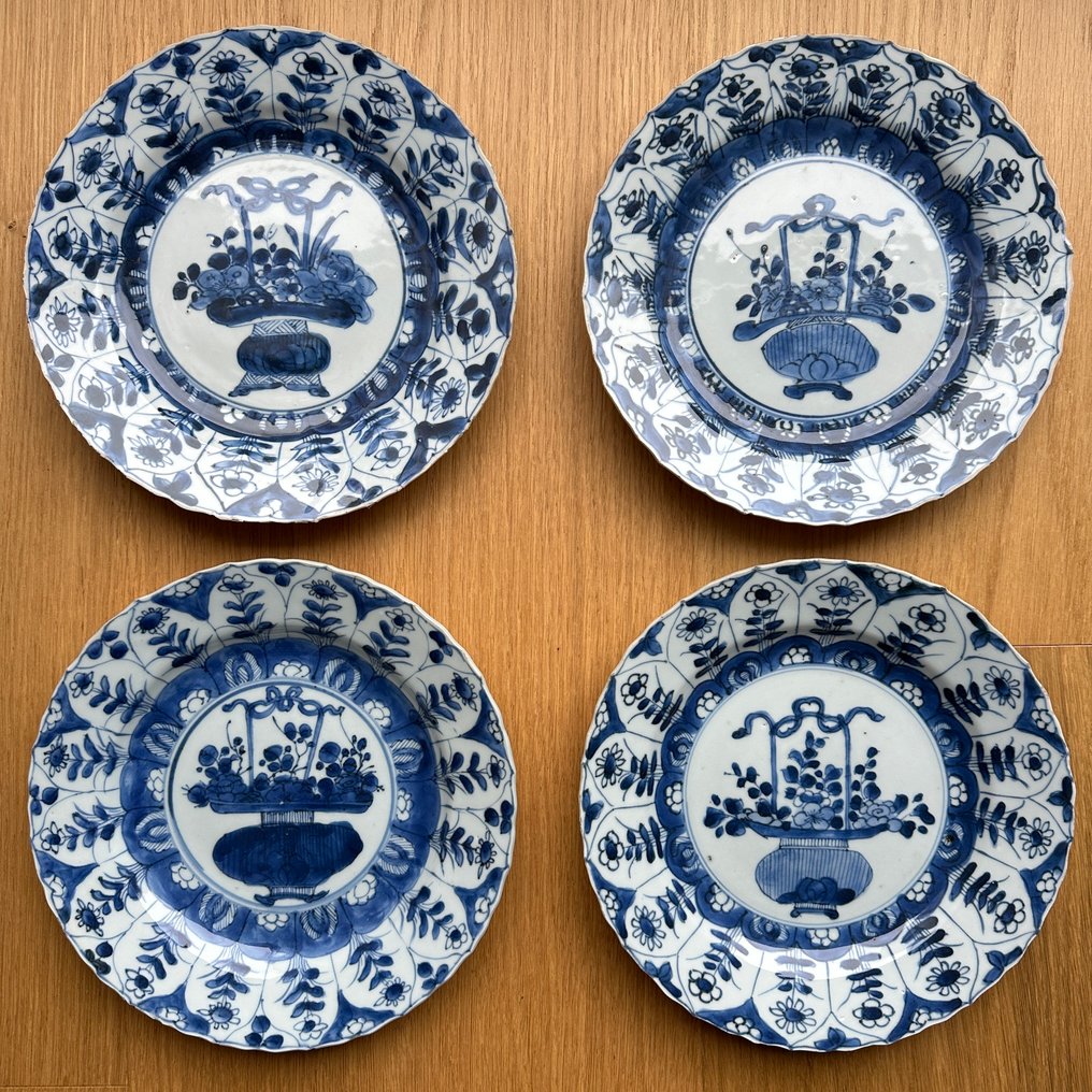Plate (4) - Porcelain - 4 Kangxi Orders #1.0