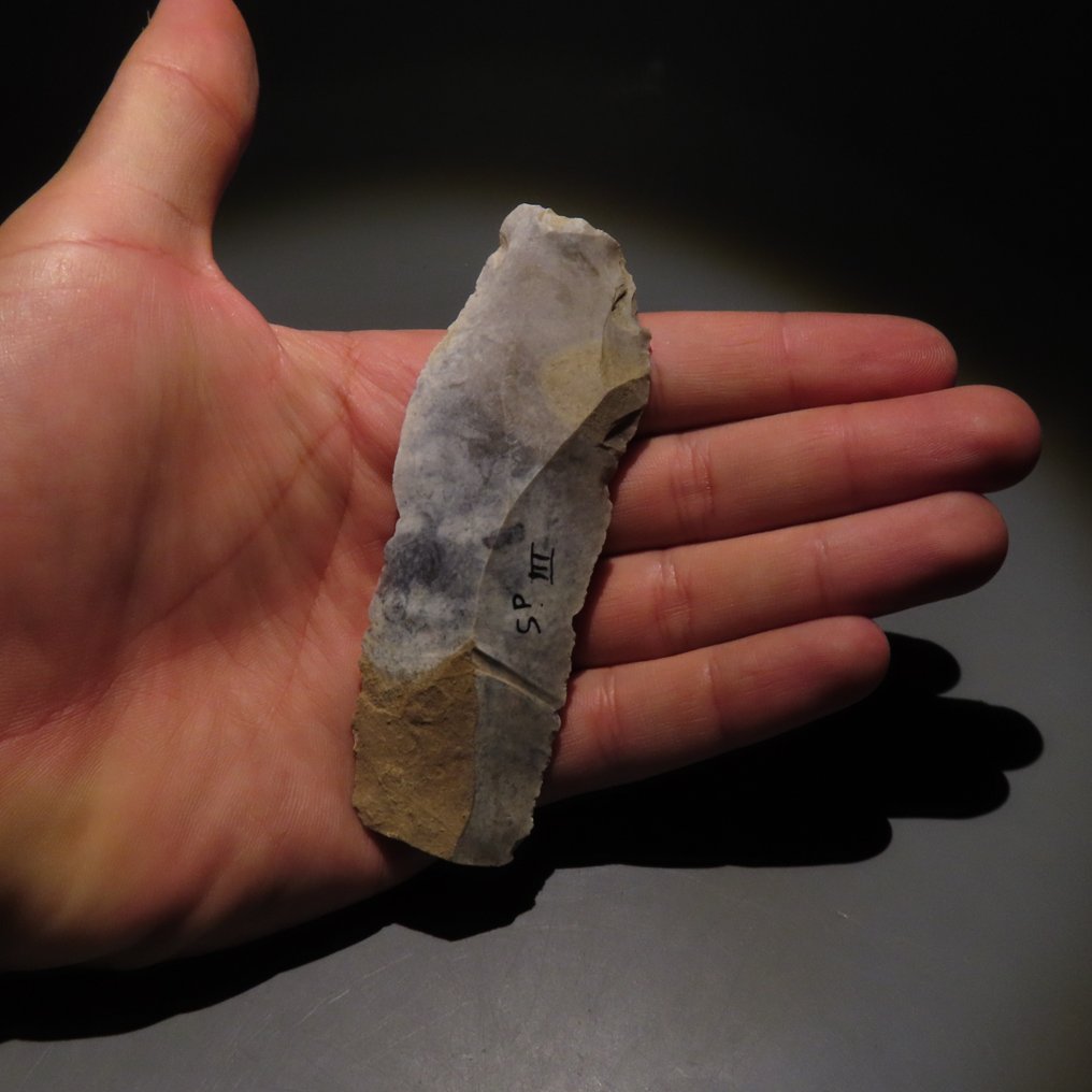 Neolithic Flint Tool. Spiennes, 4500-3500 BC. 10 cm height. Spanish Import License. (No Reserve Price) #4.3