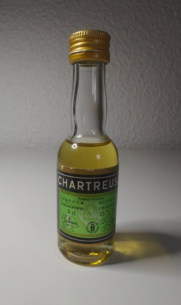 Chartreuse Miniature - Jaune/Yellow - Liqueur du 9e Centenaire - Verte/Green - b. 1990-tallet, 2000-tallet - 3 cl - 8 flasker #2.1