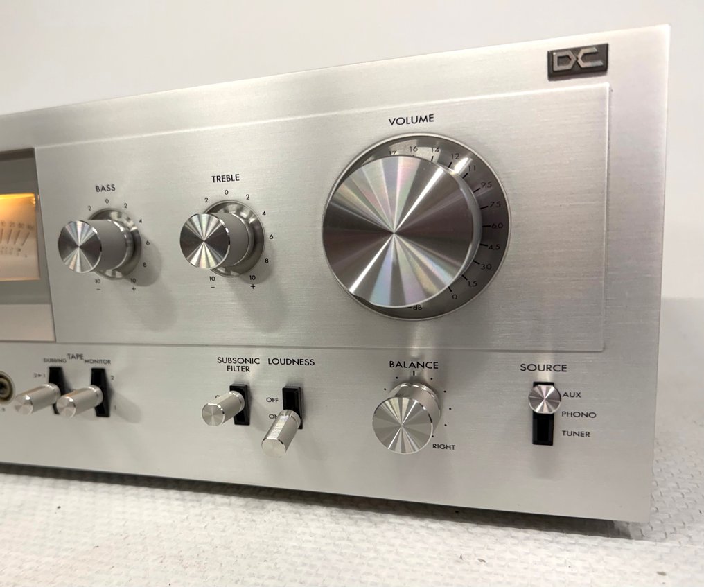JVC - JA-S22 Solid state integrated amplifier #1.0