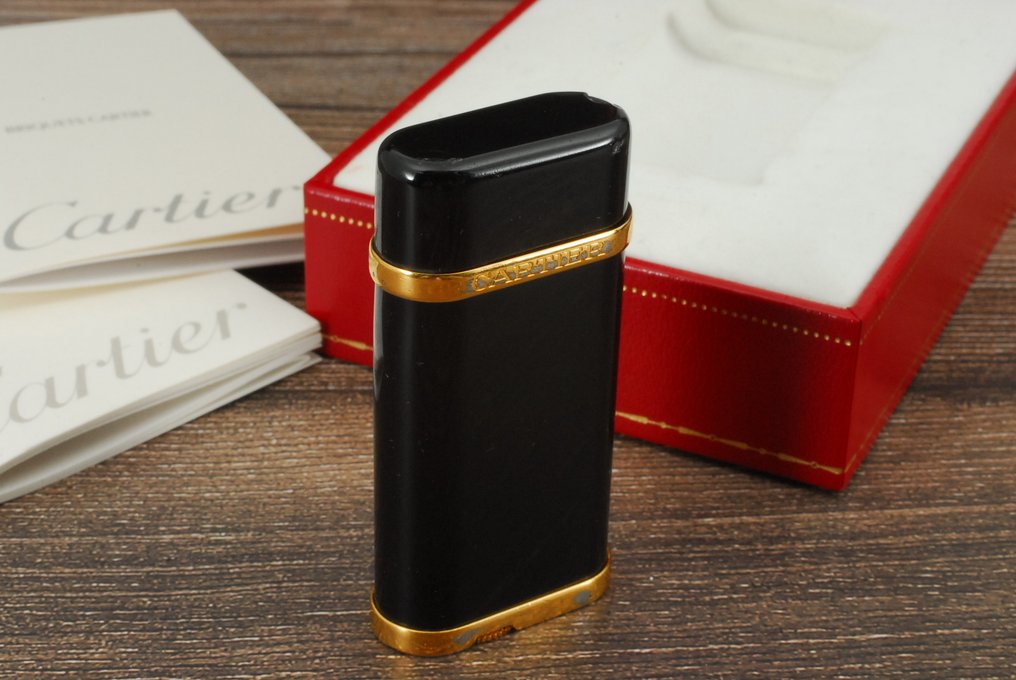 Cartier - Oval Godron Gas Lighter - Αναπτήρας τσέπης - Επιχρυσωμένο, βερνίκι Brack. #2.1