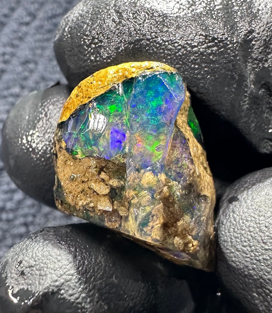 31ct Kristál Ópál Durva- 6.2 g #4.3