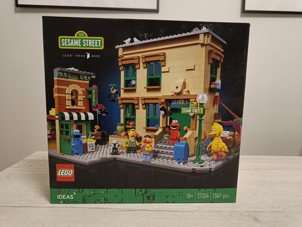 LEGO Set - 21324 - Ideas (CUUSOO) - Sesame Street #1.0