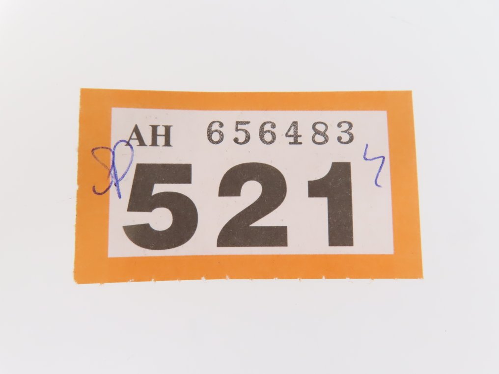 Märklin H0轨 - 47205 - 模型火车货车组 (1) - 两部分货车组,配备四轴封闭式货车,用于运输钢铁 - NMBS #1.0