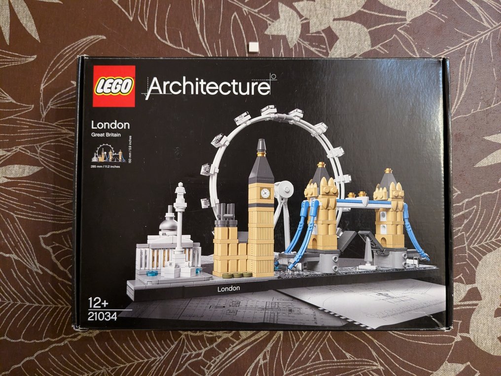 LEGO Set - 21034 - Architecture - London #1.0