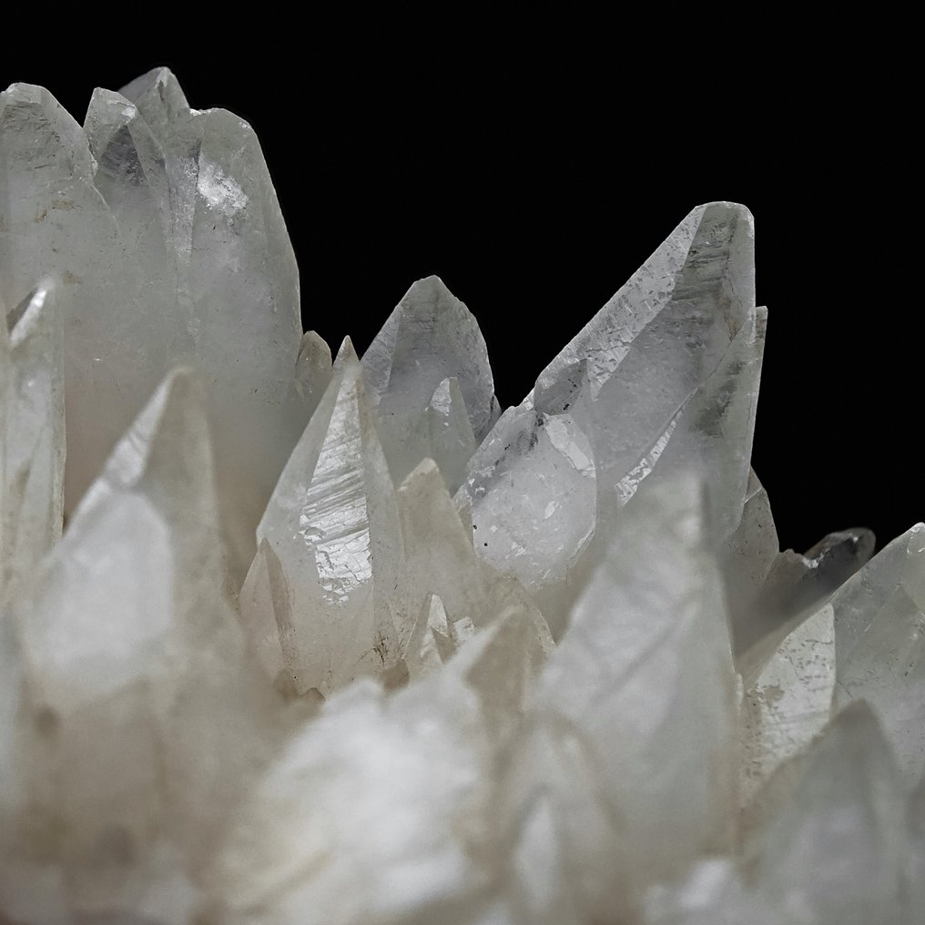 Κρύσταλλοι πάγου από ασβεστίτη με φαντάσματα, Σαρδηνία. Κρύσταλλοι στη μήτρα - Ύψος: 121 mm - Πλάτος: 110 mm- 521 g #4.3