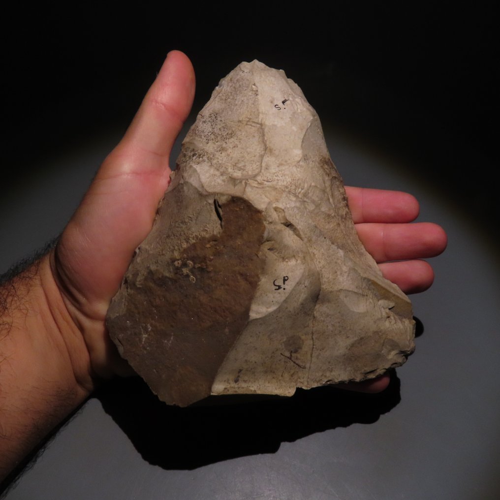 新石器时代 燧石 工具。斯皮恩,公元前4500-3500年。16.5厘米高。西班牙进口许可证。 (没有保留价) #4.3